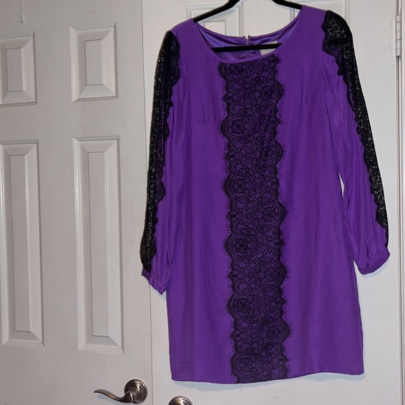 ECI Purple with black lace dress size 6 perfect condition show stopper - Picture 3 of 4